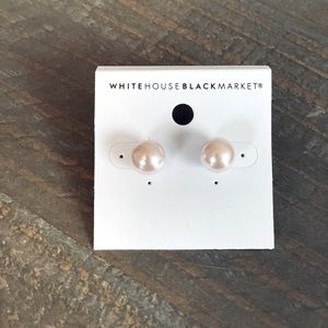 WHBM Blush Pearl Earrings for Pierced Ears.
